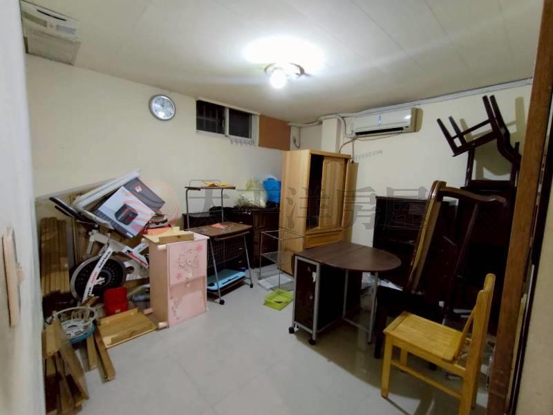 孝二路一樓住店房屋室內格局與周邊環境
