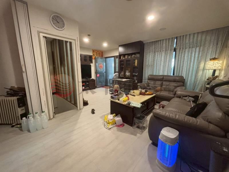 E148-翔鳳大4房3車位房屋室內格局與周邊環境