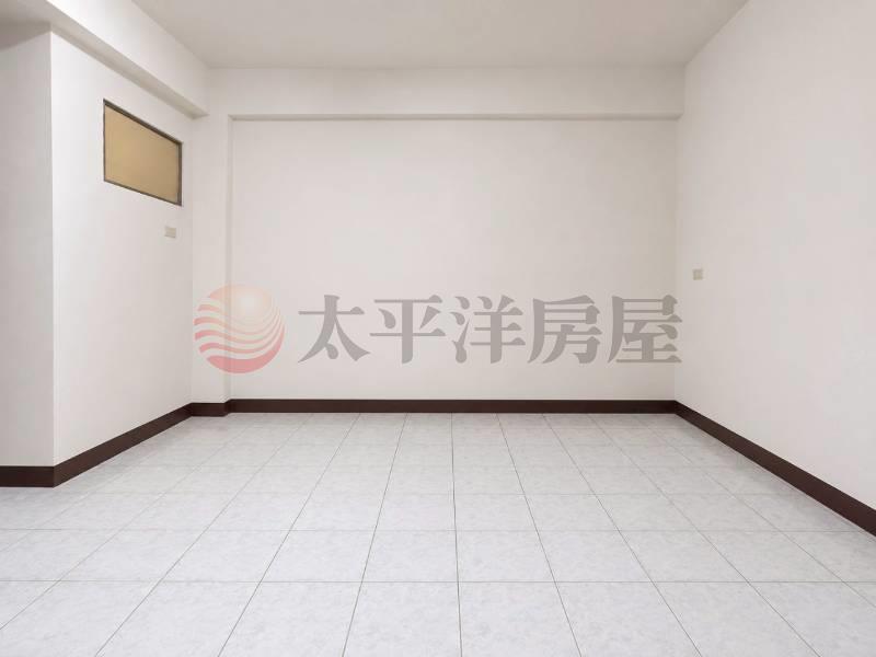 專任*永靖中山路旁社區車墅房屋室內格局與周邊環境