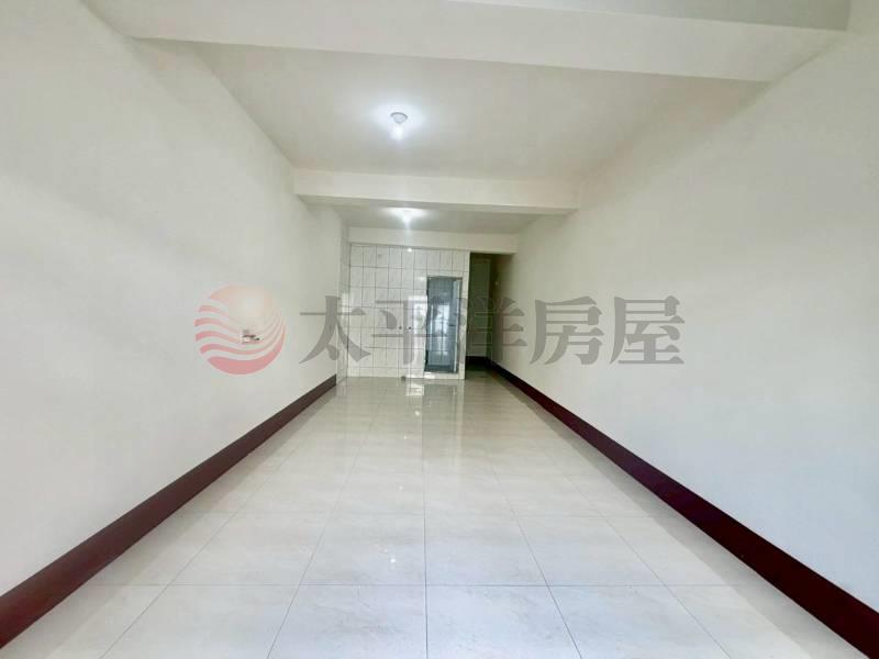 近田中國小全新整理店住