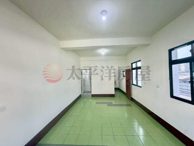 近田中國小全新整理店住房屋室內格局與周邊環境