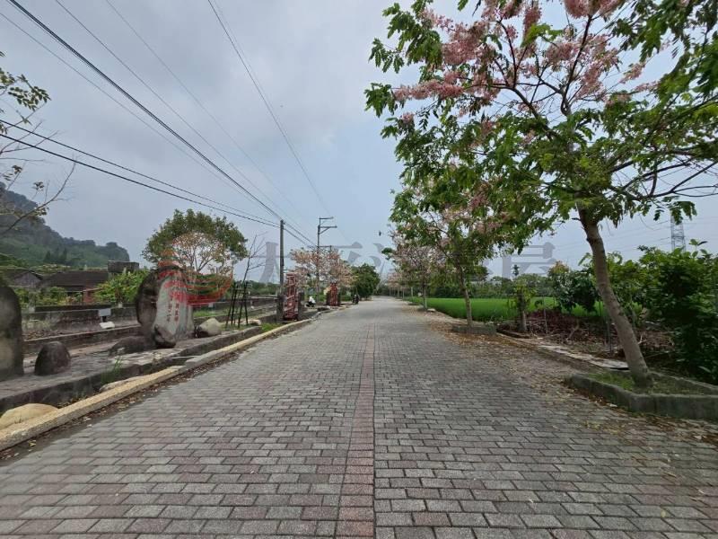 二水花旗木鐵道美田地房屋室內格局與周邊環境