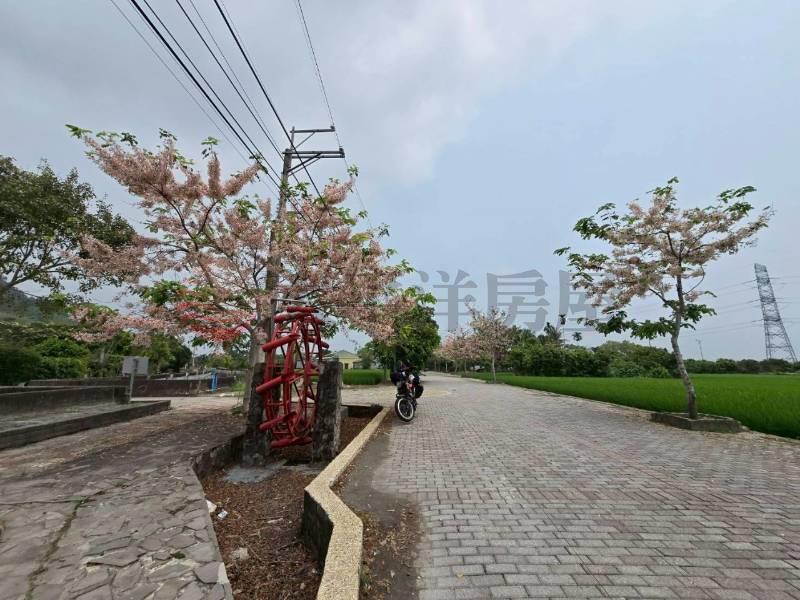二水花旗木鐵道美田地房屋室內格局與周邊環境