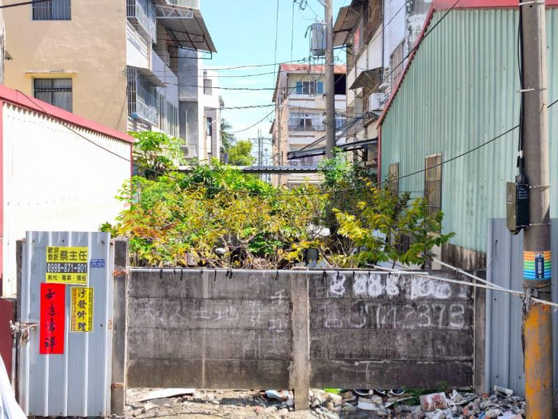社頭市區雙面臨路建地房屋室內格局與周邊環境