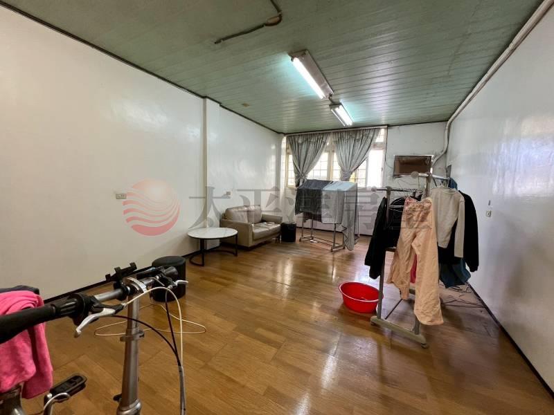 桃園醫院旁金透店房屋室內格局與周邊環境