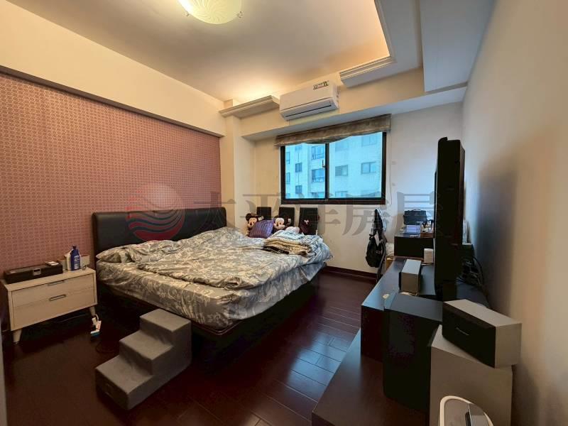 桃園四季電梯3房車(專)房屋室內格局與周邊環境