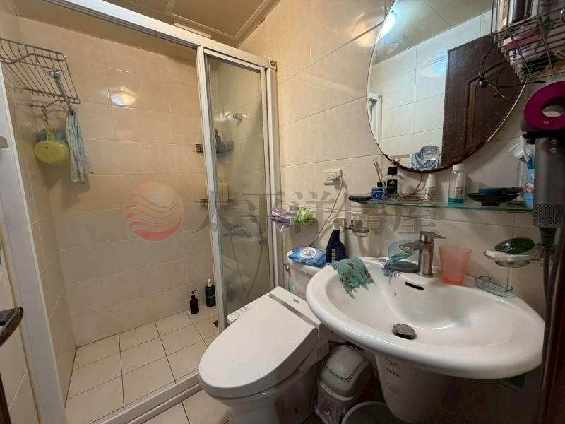 桃園四季電梯3房車(專)房屋室內格局與周邊環境