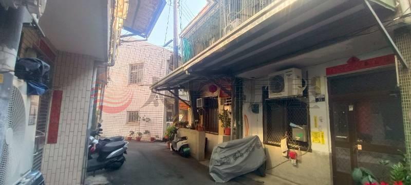 低總價三村透天房屋室內格局與周邊環境