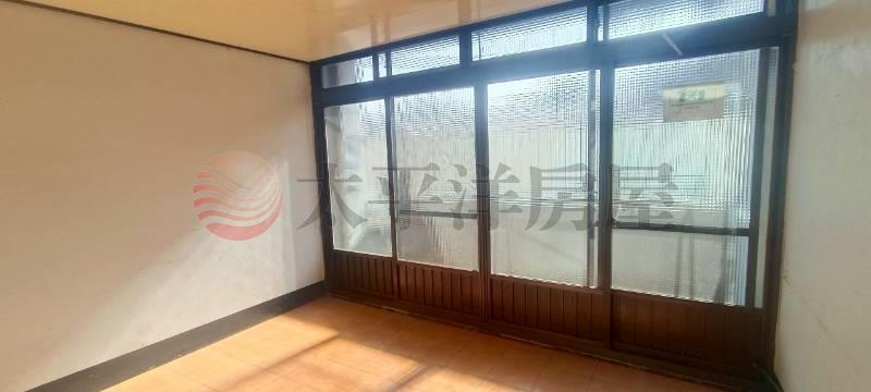 低總價三村透天房屋室內格局與周邊環境