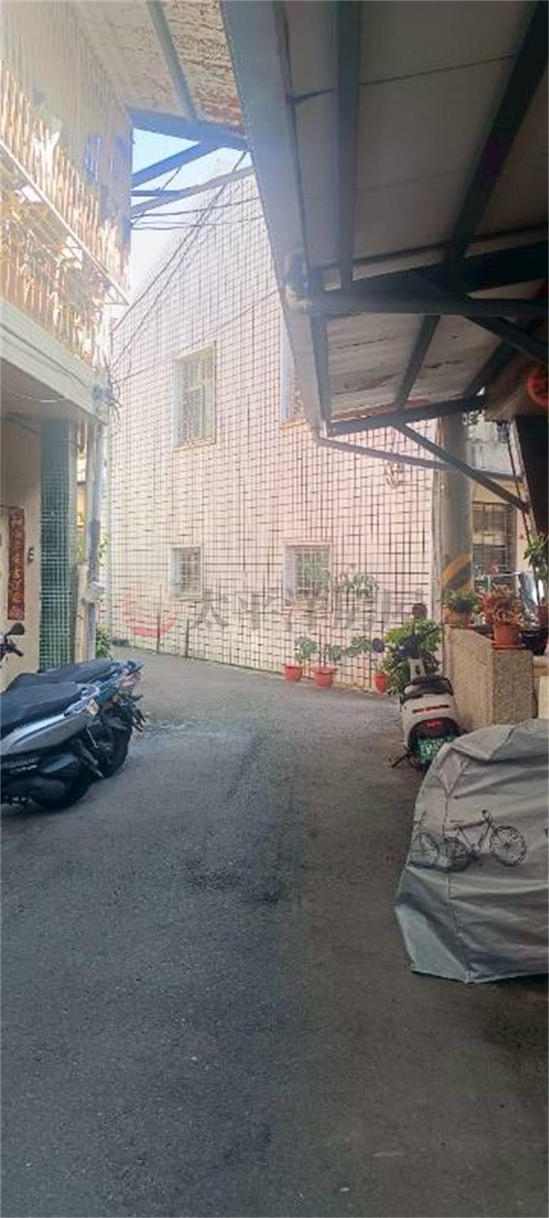 低總價三村透天房屋室內格局與周邊環境
