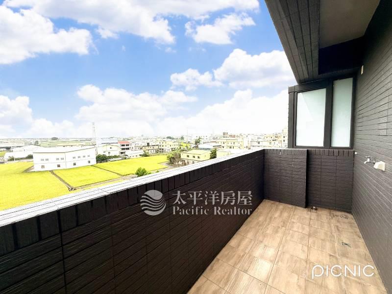 烏日全新孝親精裝別墅C房屋室內格局與周邊環境