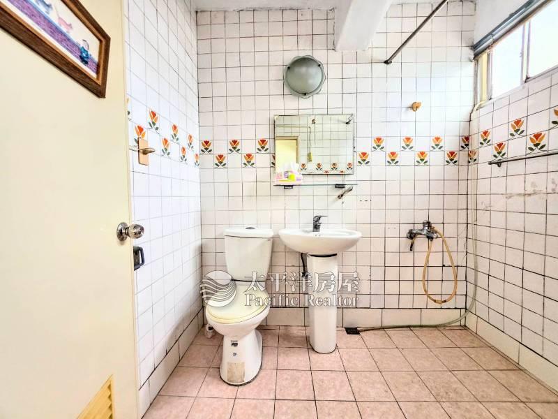美術館樓中樓房屋室內格局與周邊環境
