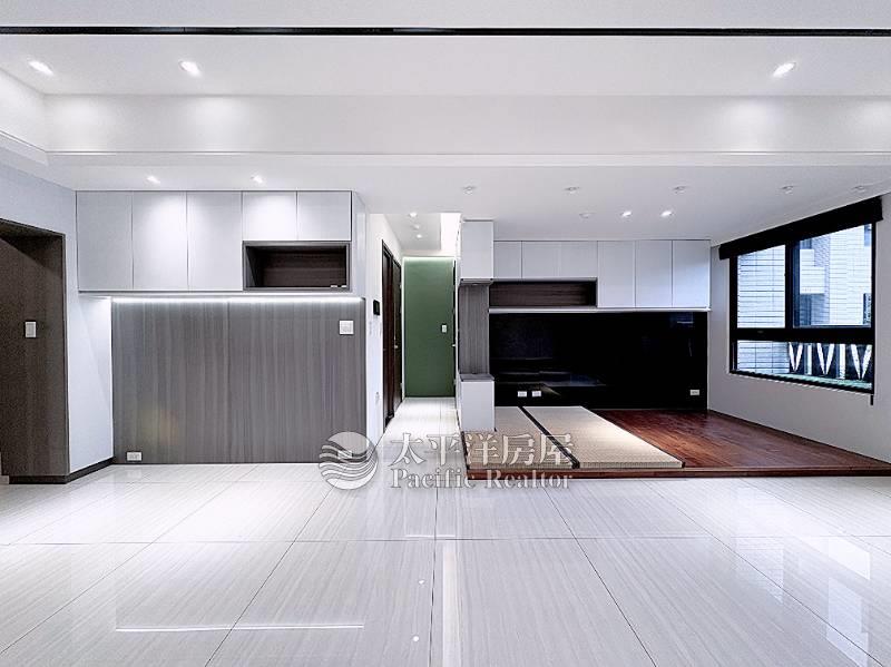 登陽硯12百萬裝潢附露台房屋室內格局與周邊環境