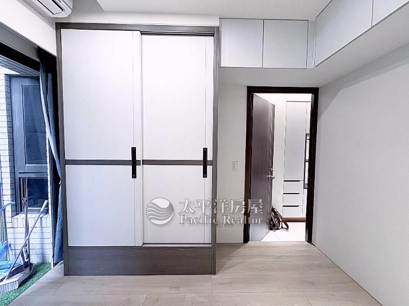 登陽硯12百萬裝潢附露台房屋室內格局與周邊環境
