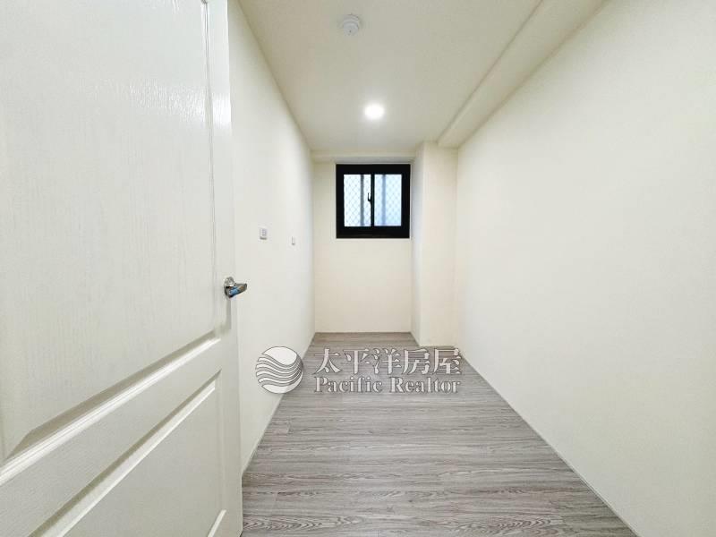 低總價華廈雅國皇家房屋室內格局與周邊環境