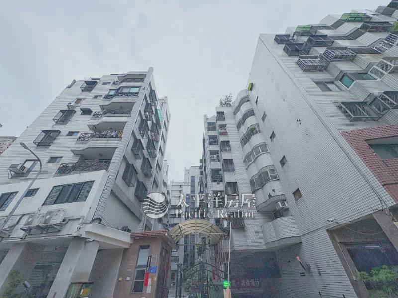 低總價華廈雅國皇家房屋室內格局與周邊環境