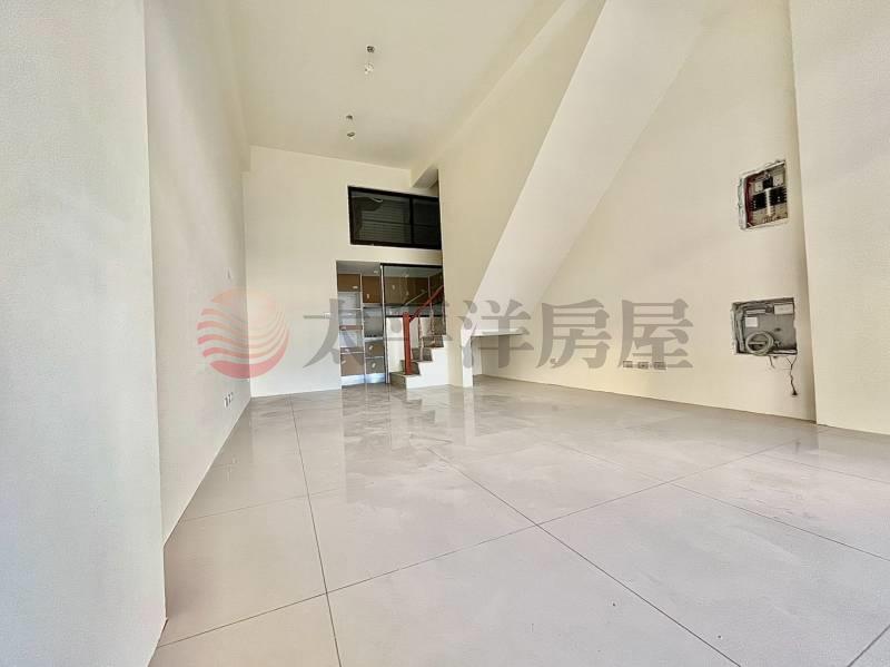 臨路型八米路透天房屋室內格局與周邊環境