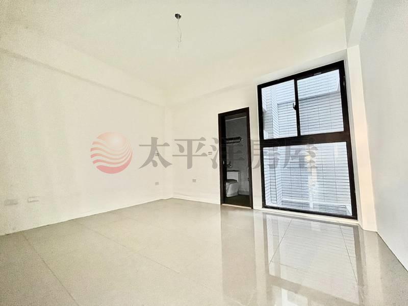 臨路型八米路透天房屋室內格局與周邊環境