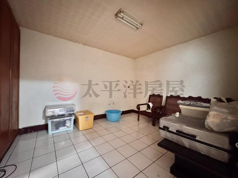 專簽台中機場正對面透天 -沙鹿房屋室內格局與周邊環境