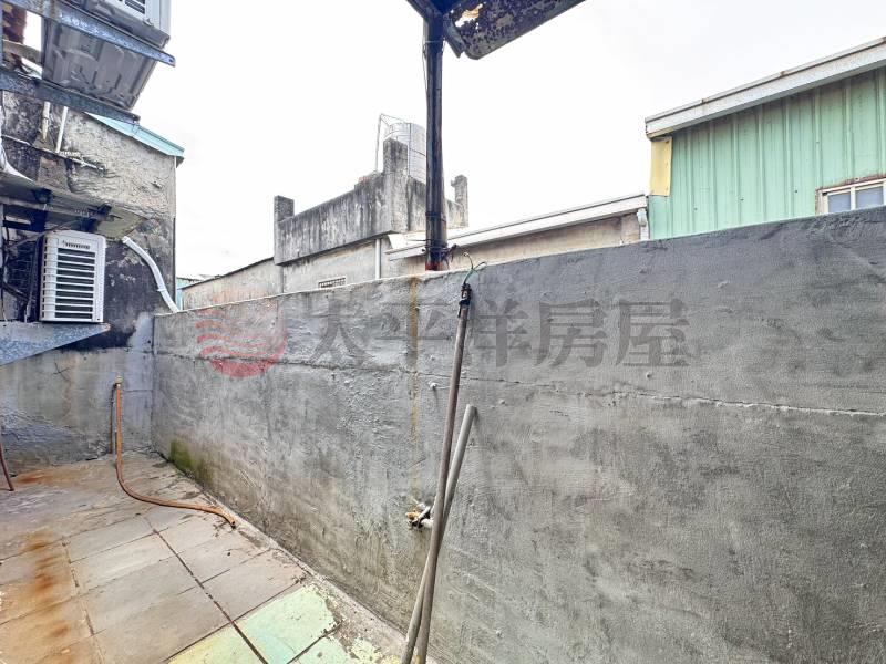 專簽台中機場正對面透天 -沙鹿房屋室內格局與周邊環境