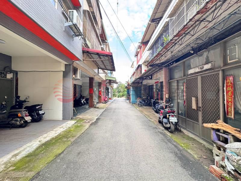 專簽台中機場正對面透天 -沙鹿房屋室內格局與周邊環境