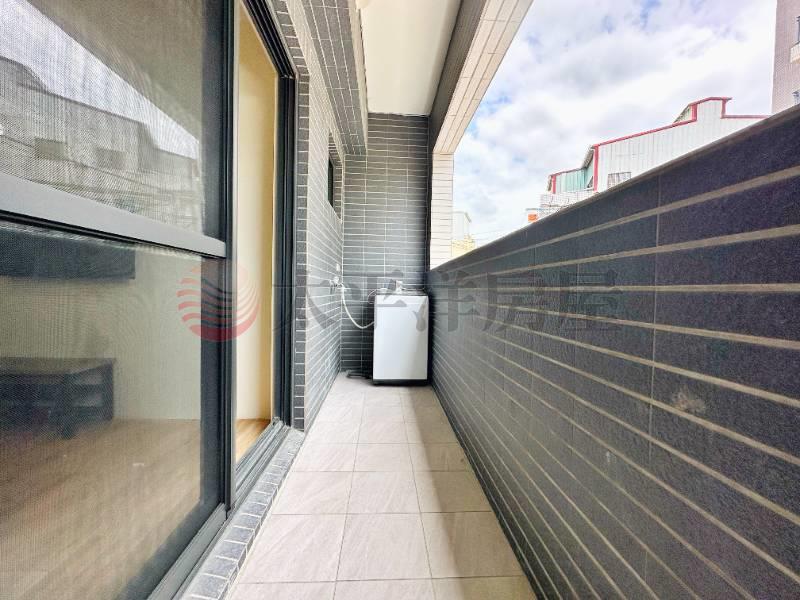 雙車位傳統五套房房屋室內格局與周邊環境