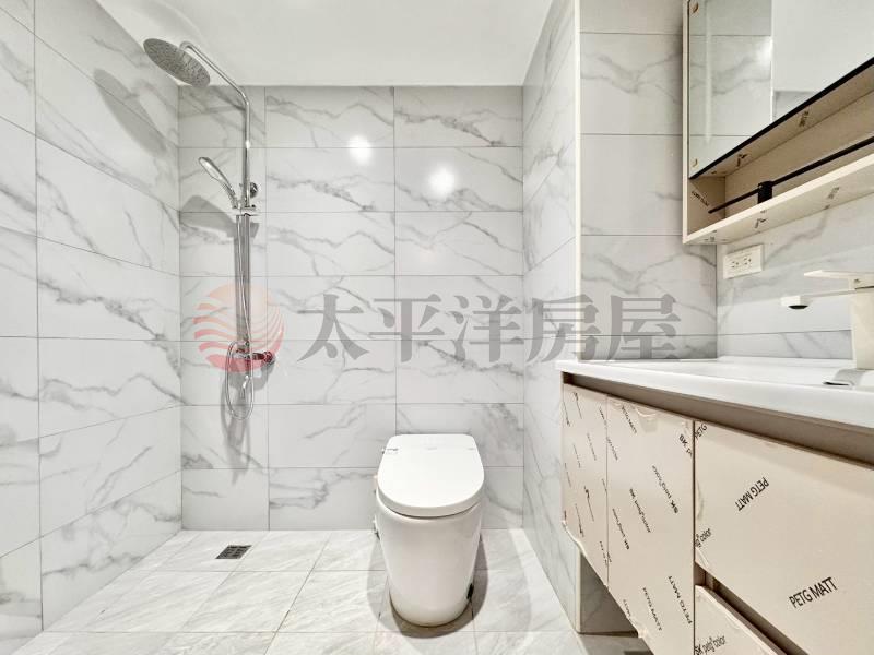 輕奢兩房雙車位景觀宅房屋室內格局與周邊環境