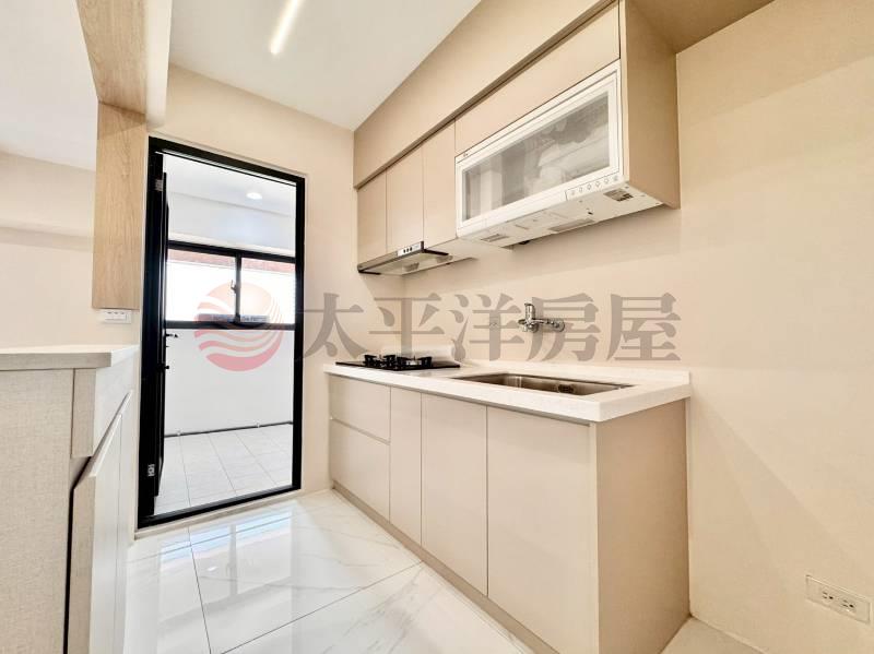 輕奢兩房雙車位景觀宅房屋室內格局與周邊環境