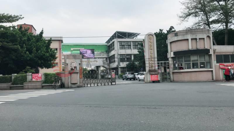 湖東國小旁大地坪透天房屋室內格局與周邊環境
