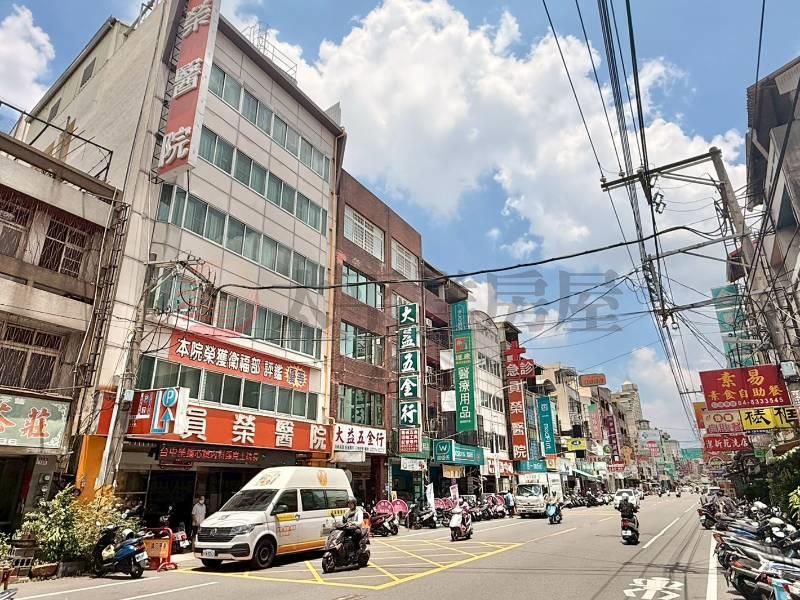 員林中正福星樓店平車房屋室內格局與周邊環境