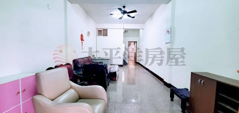 溪湖近全國超市透天房屋室內格局與周邊環境