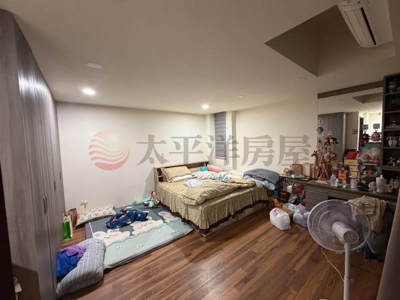 員林大熊藏鋒電梯別墅房屋室內格局與周邊環境