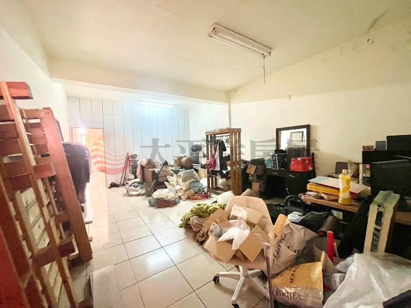 員林中正路人潮錢潮金店面房屋室內格局與周邊環境