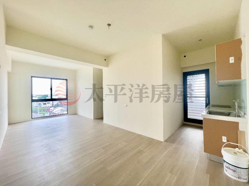 埔心國中旁全新雙車華廈4A房屋室內格局與周邊環境
