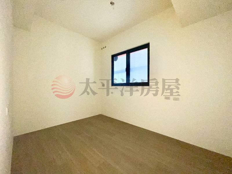 埔心國中旁全新雙車華廈4A房屋室內格局與周邊環境