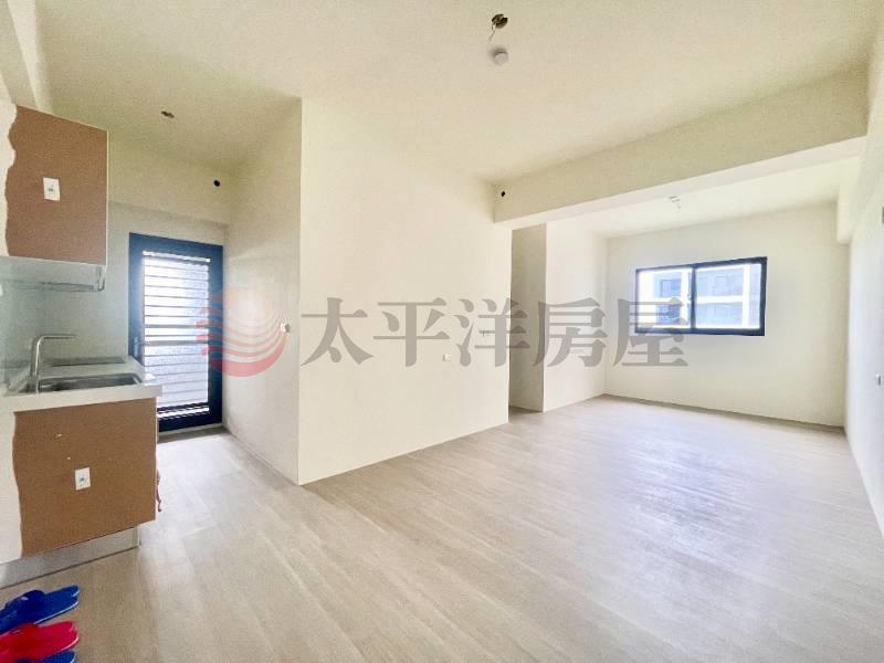 埔心國中旁全新雙車華廈3E房屋室內格局與周邊環境