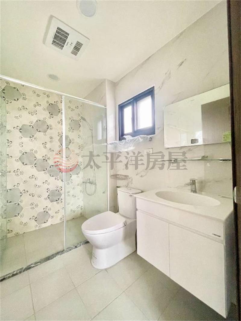 埔心國中旁全新雙車華廈3E房屋室內格局與周邊環境