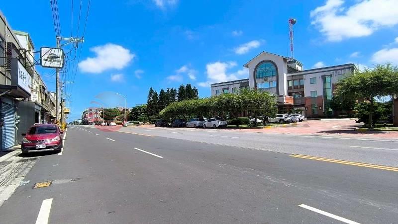 芳苑工業區金店面房屋室內格局與周邊環境