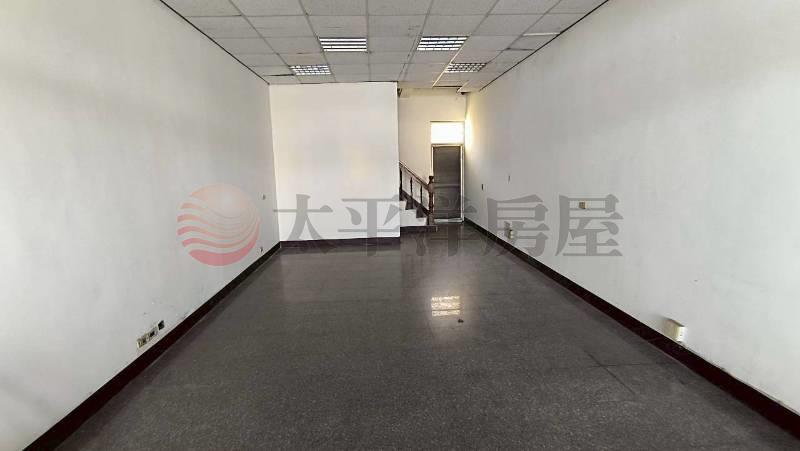 芳苑工業區金店面房屋室內格局與周邊環境