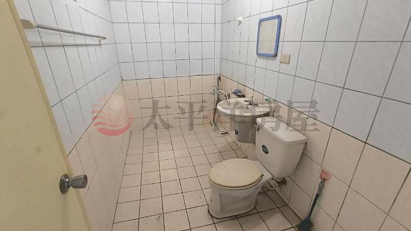 芳苑工業區金店面房屋室內格局與周邊環境
