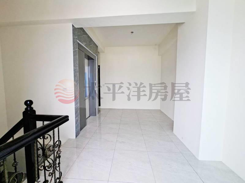 溪湖㊣商業區全新電梯金店面(二)房屋室內格局與周邊環境