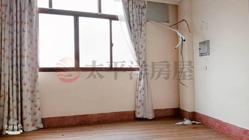 溪湖正商業區東環路雙店面房屋室內格局與周邊環境