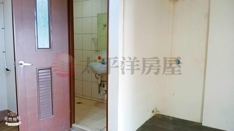 溪湖正商業區東環路雙店面房屋室內格局與周邊環境