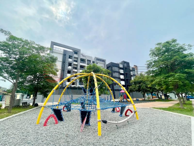 埔心國中旁全新雙車華廈5F房屋室內格局與周邊環境