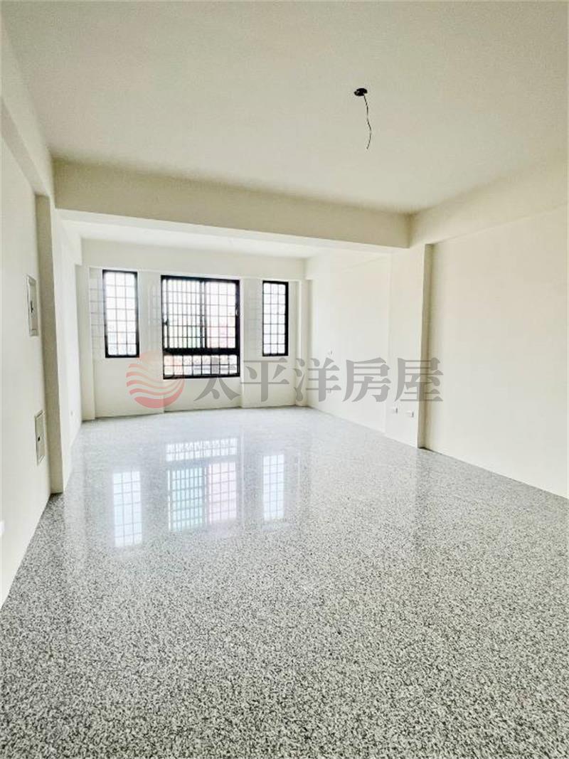 二林市區仁愛路旁店面房屋室內格局與周邊環境