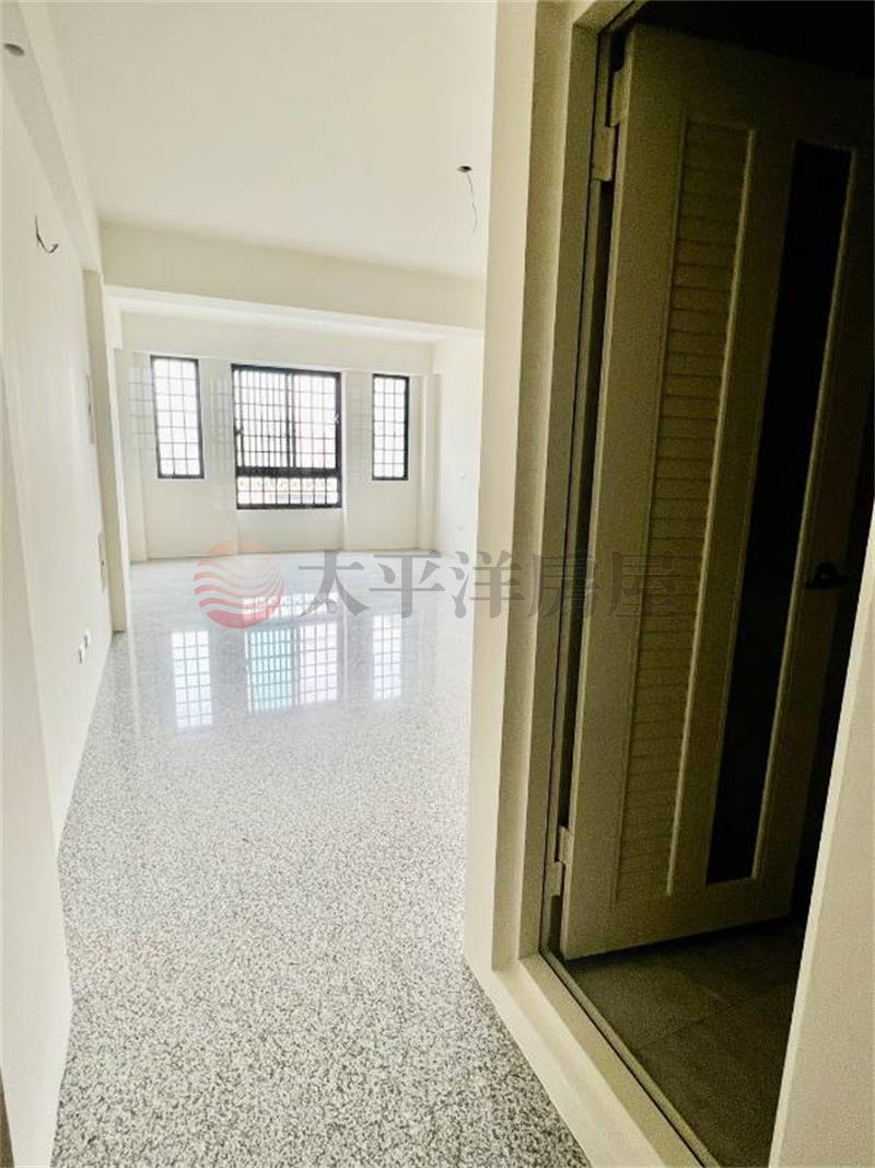 二林市區仁愛路旁店面房屋室內格局與周邊環境