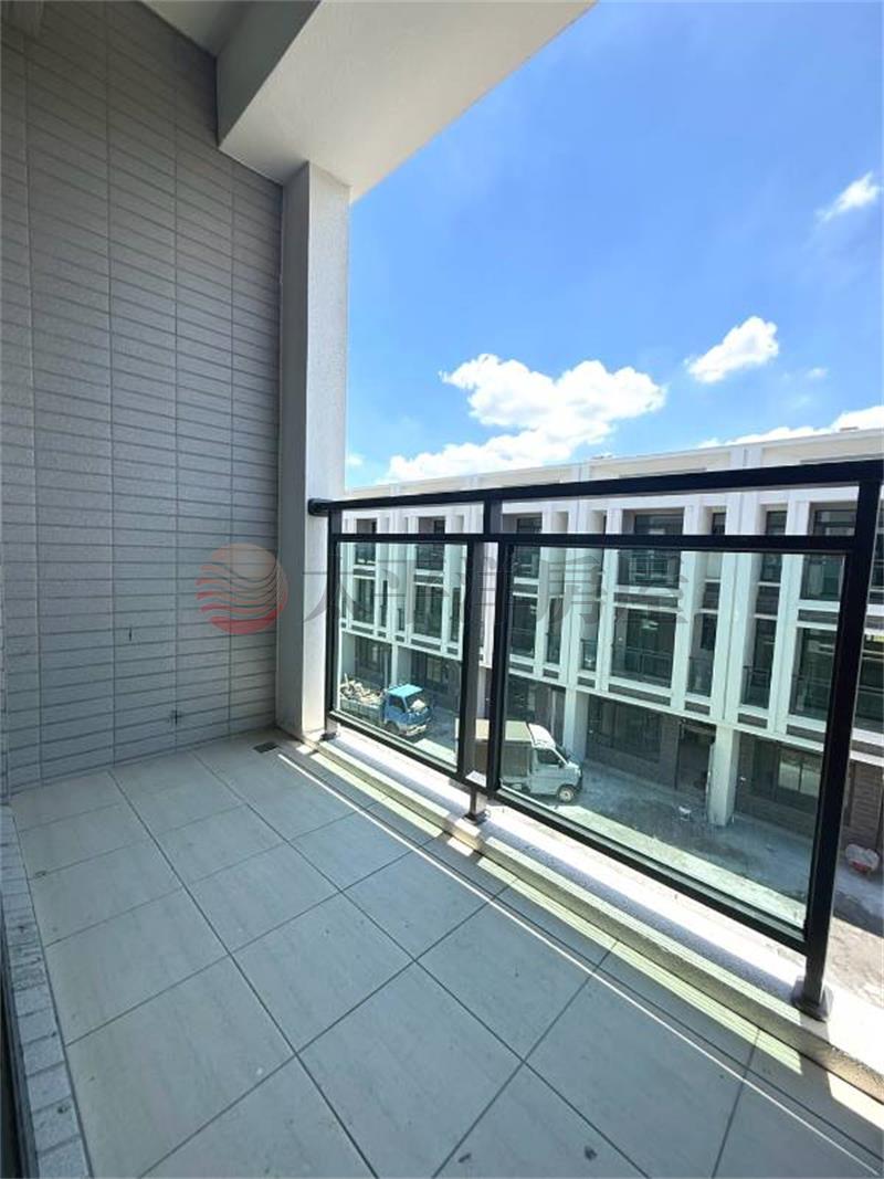 埤頭152線旁全新美墅A3房屋室內格局與周邊環境