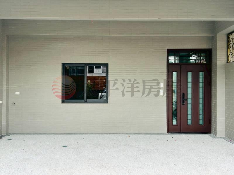 員林全新雙車位電梯美墅房屋室內格局與周邊環境