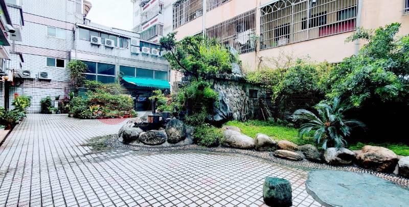 西環商圈三房+平車華廈房屋室內格局與周邊環境