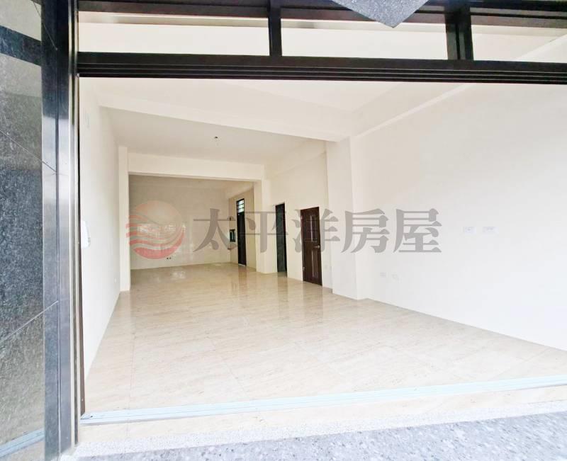 溪湖㊣商業區全新電梯金店面房屋室內格局與周邊環境